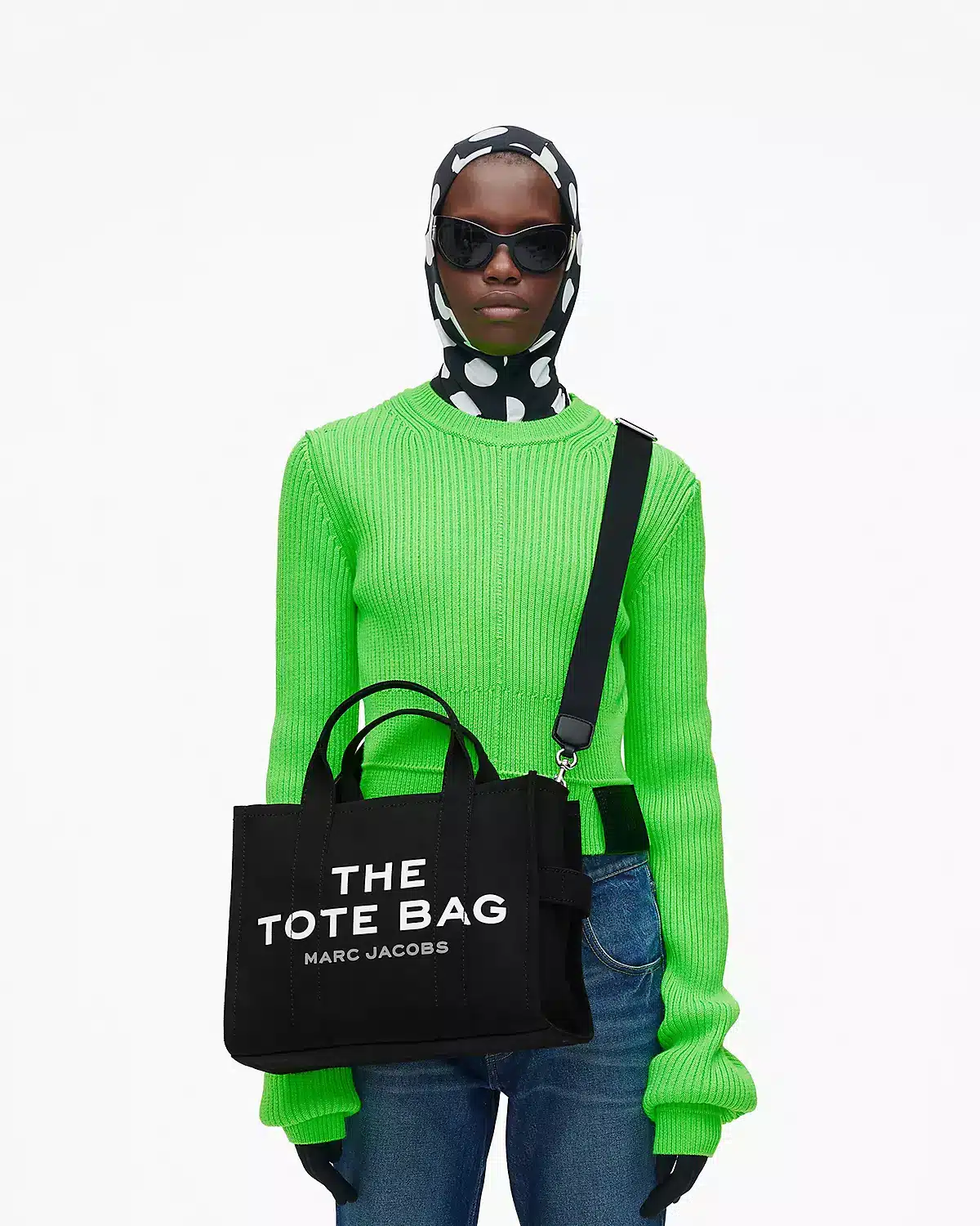 MJI_M0016161_001_F8F8F8_4-5_ALT1